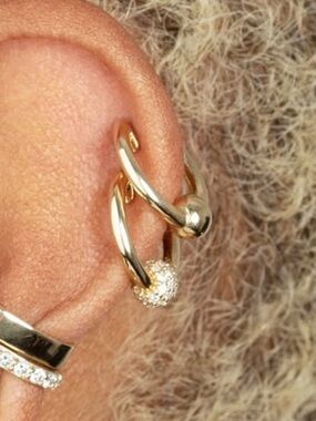 The Last Line 14k Gold Sphere Earring (1)